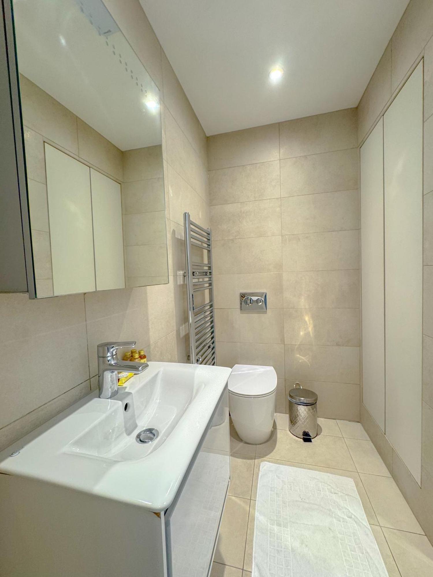 Whitfield Street Apartments ロンドン エクステリア 写真