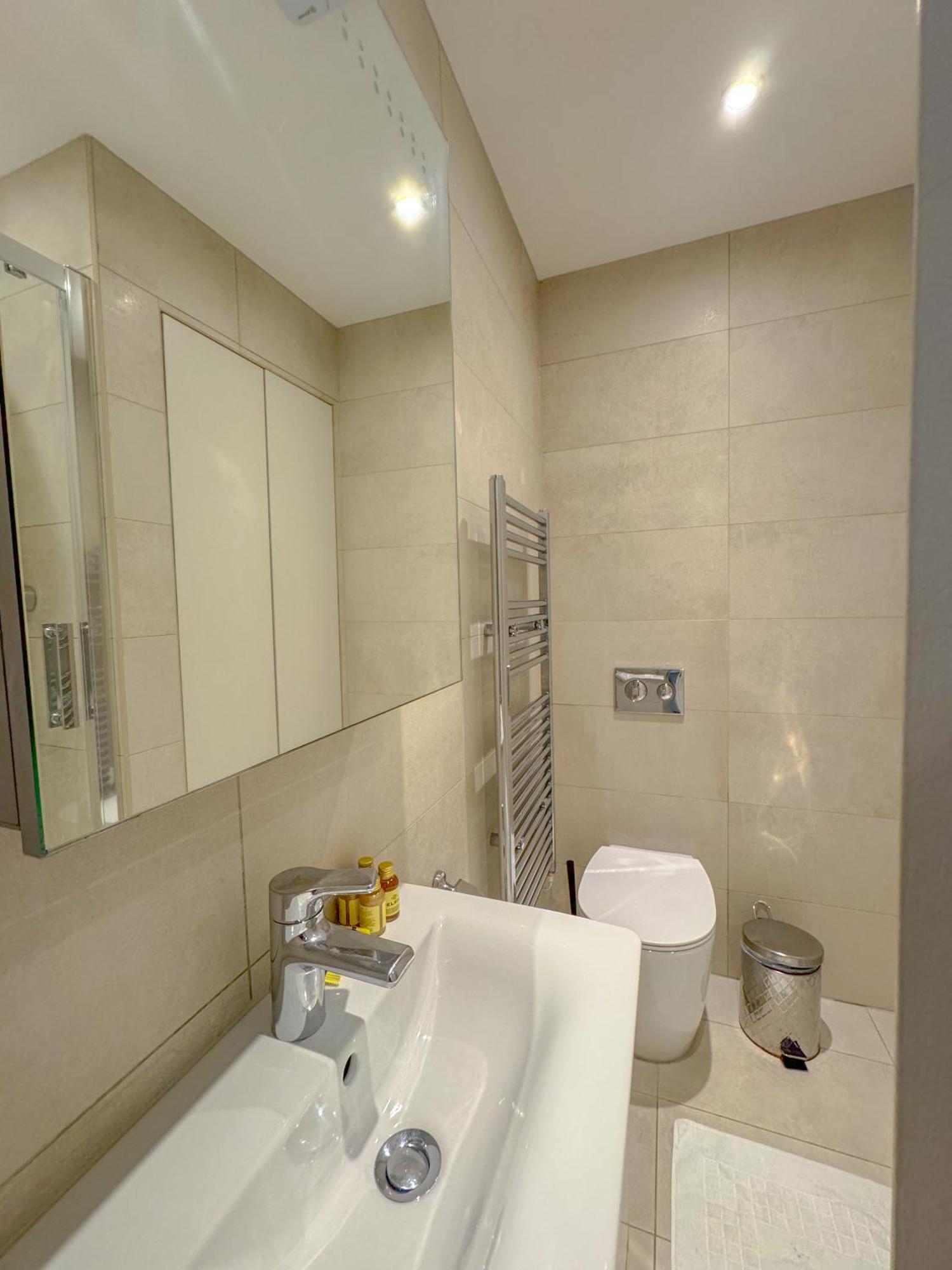Whitfield Street Apartments ロンドン エクステリア 写真
